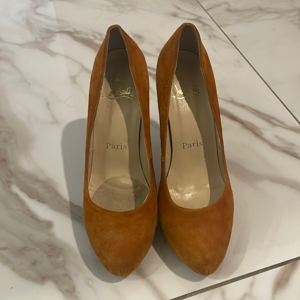 Christian Louboutin Pumps